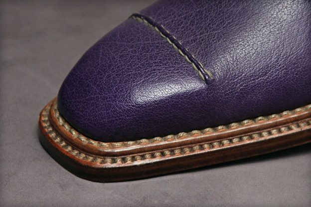 Although the photograph depicts two pearl-style stitching lines, either of them could easily be replaced with welting. The total thickness of multi-level soles is greater than that of welted soles, which makes them a bit more stiff.